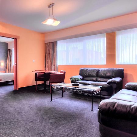 Hotel Tristar La Louvière Стая снимка