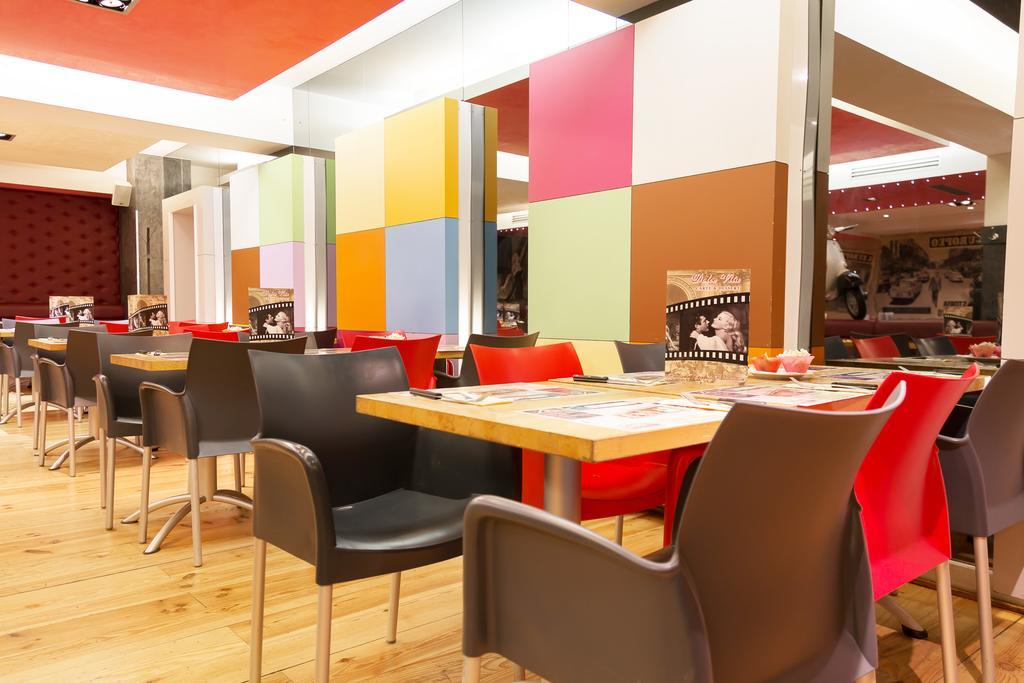 Hotel Tristar La Louvière Екстериор снимка