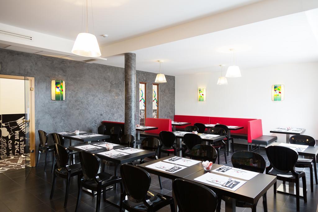 Hotel Tristar La Louvière Екстериор снимка