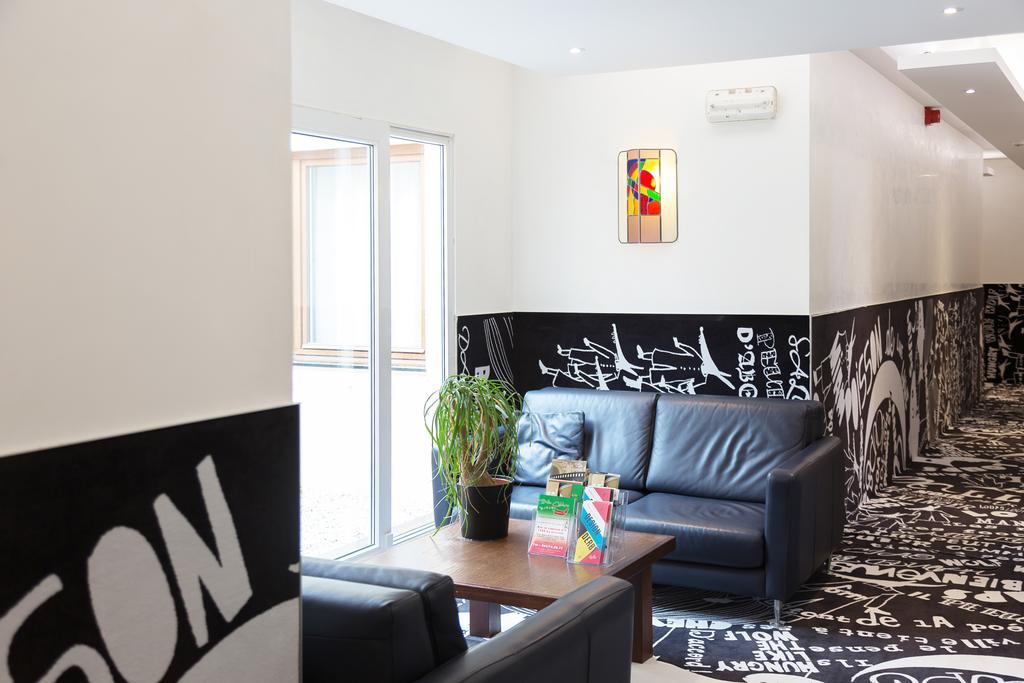 Hotel Tristar La Louvière Екстериор снимка