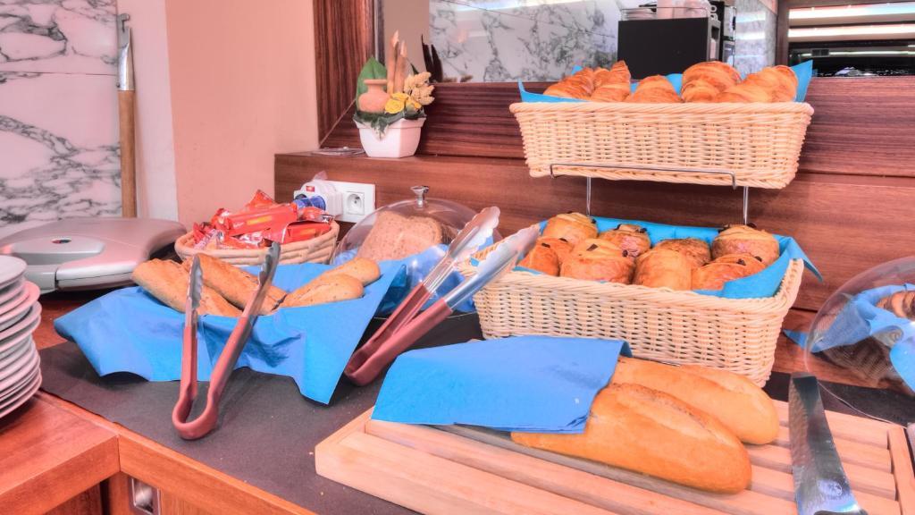 Hotel Tristar La Louvière Екстериор снимка